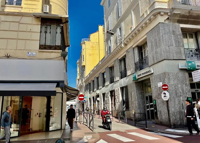 Ideal Congres Studio 33M2 A 4 Minutes Du Palais Cannes