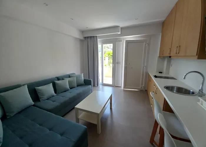 Emerald Luxury Living Sívota