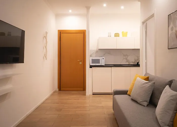 Villa IV House Rom