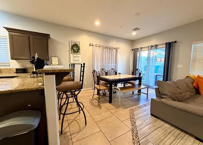 Villa Oasis Pool House, Optional Pool Heater Las Vegas
