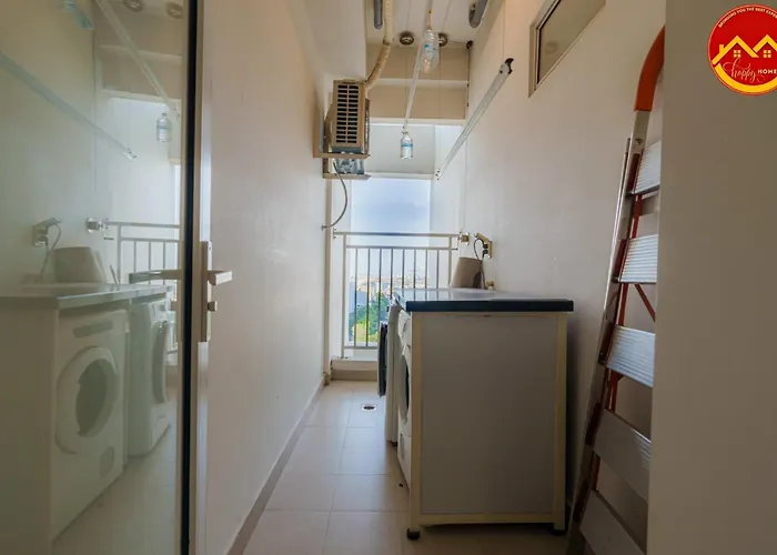 Ferienwohnung Botanica - Near Tsn Airport - 2Br 1Wc - Luxury Ho-Chi-Minh-Stadt