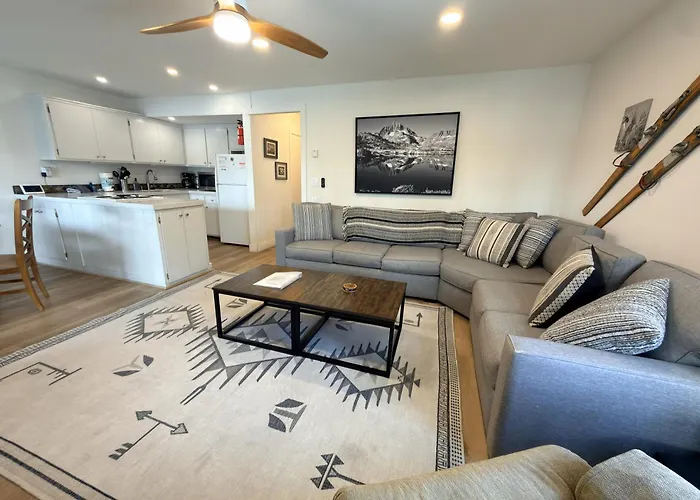Fireside Condo At The Village - Remodeled Mammoth Lakes