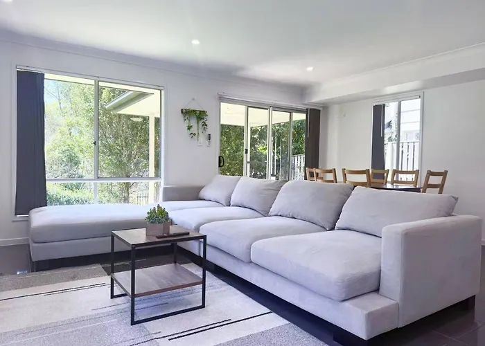 4Br Family Home Great For Play And Work In Coomera Gold Coast