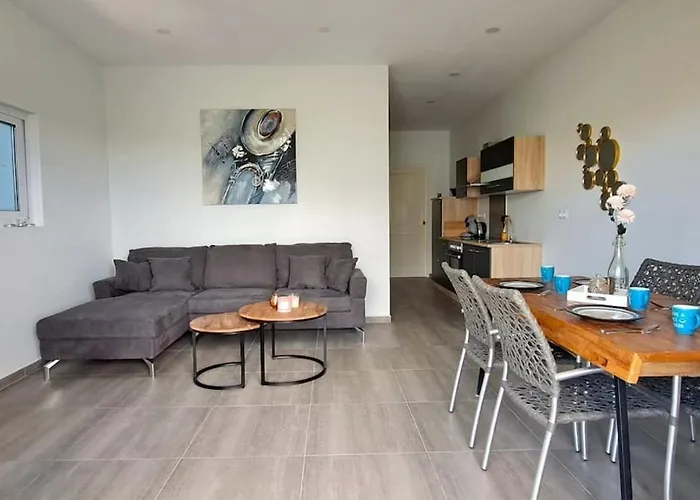 65M² 2 Bedrooms Jan Thiel & Mambo Pool