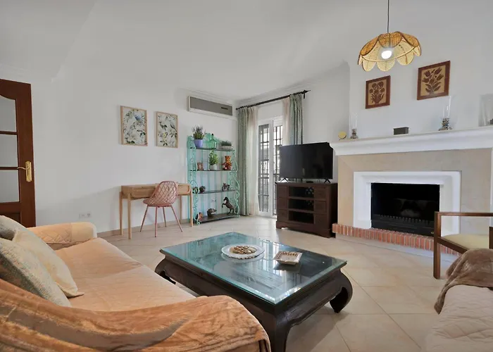 Apartamento En El Centro De San Pedro Con Parking - Del Valle 72 1 Marbella