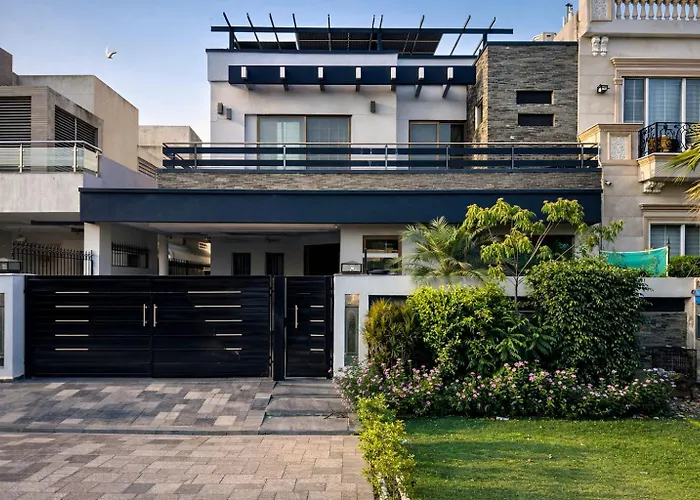 Spacious, Furnished Entire House 4-Bedrooms In Dha Lahore