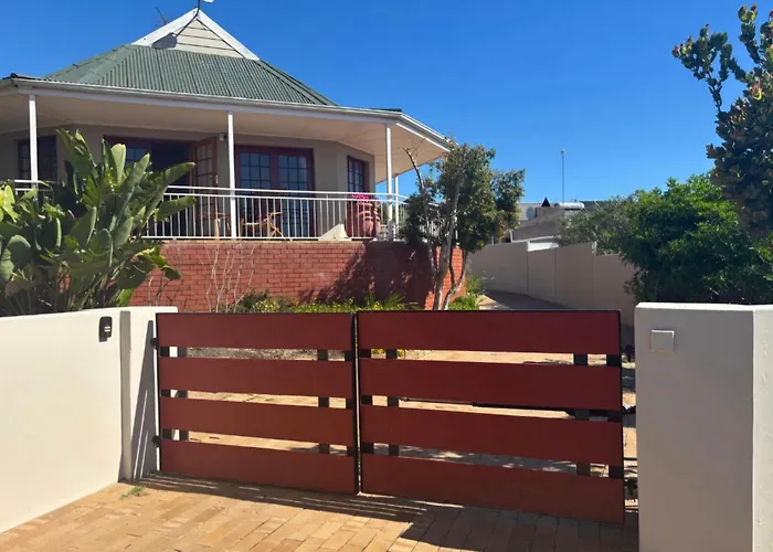Villa Prima Rosa Langebaan - Seaviews
