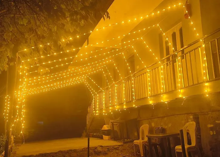 December Holiday Inn 3 Bedroom House With A Hall And A Basic Kitchen Tamilnadu - Tamilnadu - Kodaikanal