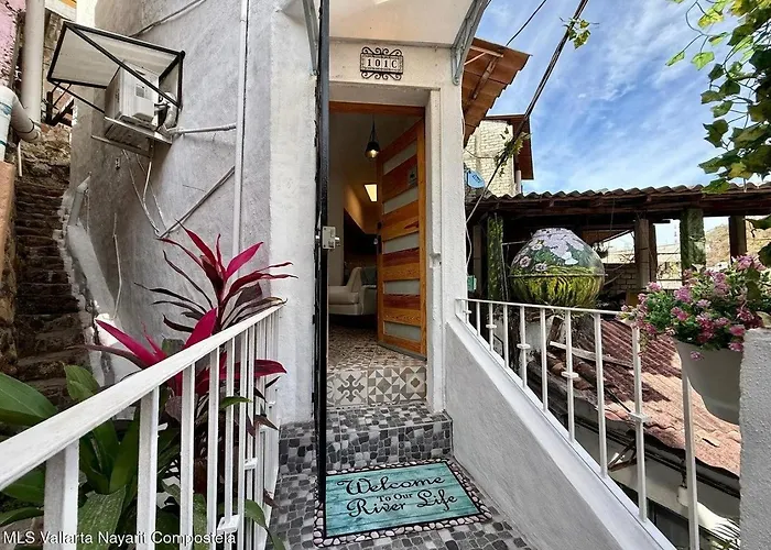 Walkable Cultural Pv River House Puerto Vallarta