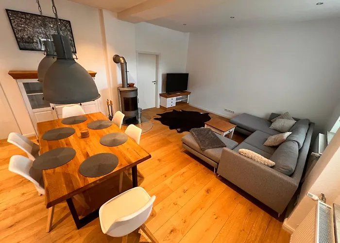 Große, zentrale Wohnung in Bielefeld