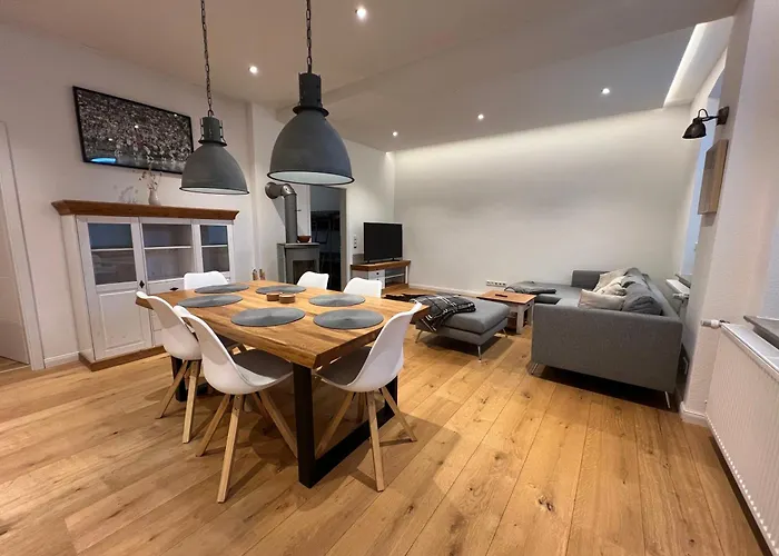 Große, zentrale Wohnung in Bielefeld