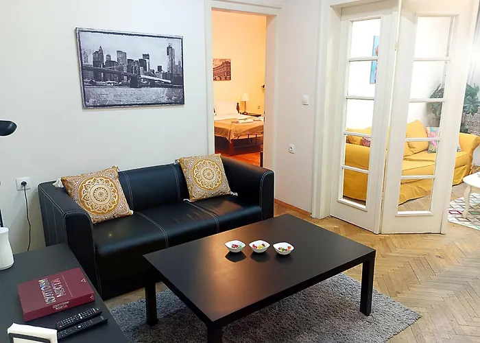 Big & Cozy Central Apartment Sofia