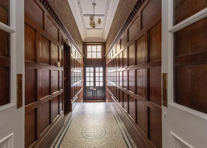 Kensington Apartment London