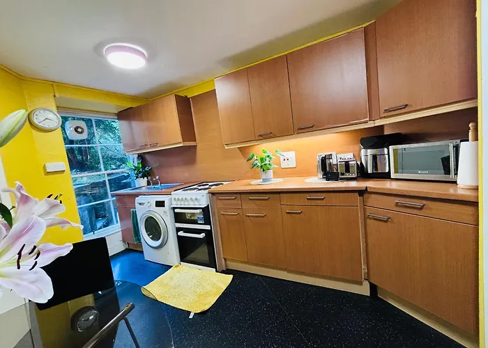Entire Flat In Edinburgh, City Center