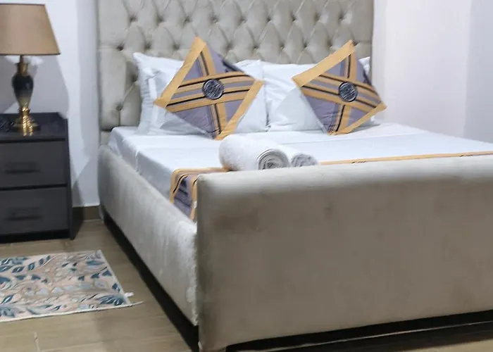 AQUA GARDENS LUXURY SEAVIEW HOMESTAY BAOBAB RD NYALI Msa Mombasa