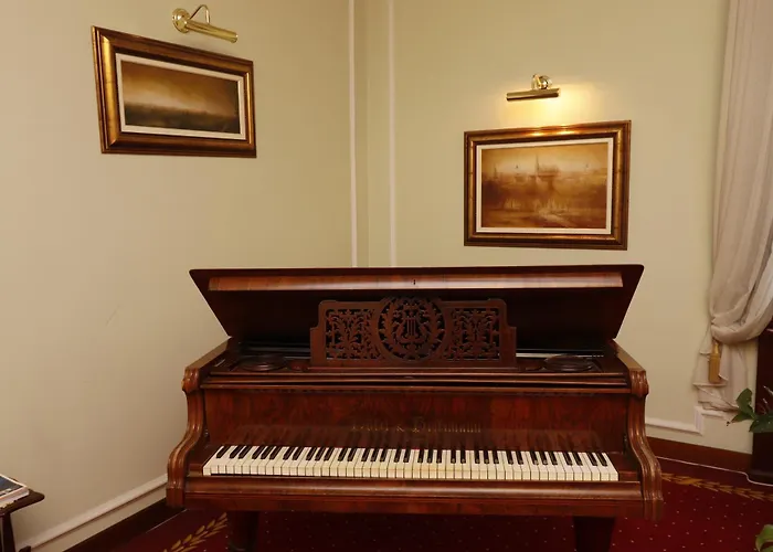 Hotel Leopold I Novi Sad