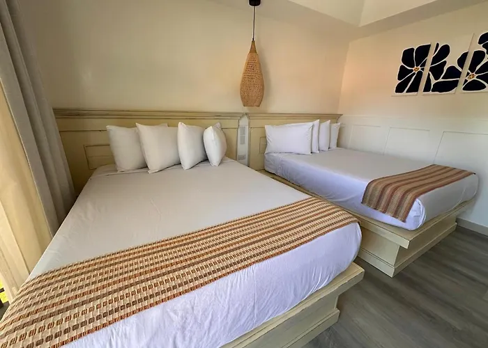 La Riviera Hotel San José