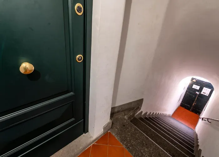 Roma Apartments