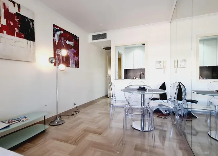 Studio With Terrace On The 6Th Floor Cannes