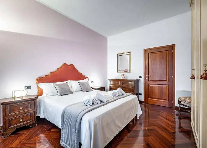 Yid Elegant Apt With Garage Florenz