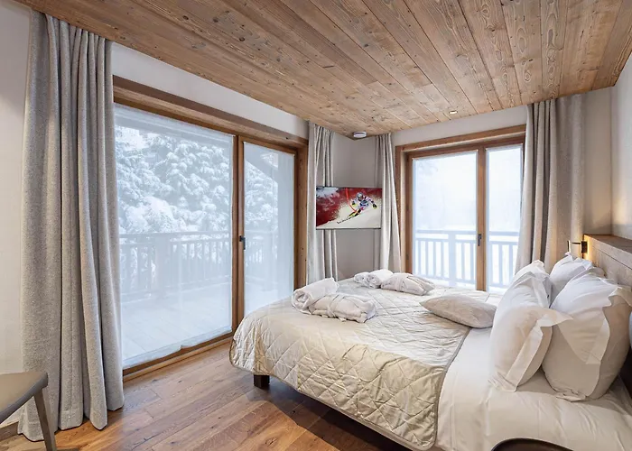 Chalet Spacieux A Courchevel Avec Piscine Et Sauna - Fr-1-568-27