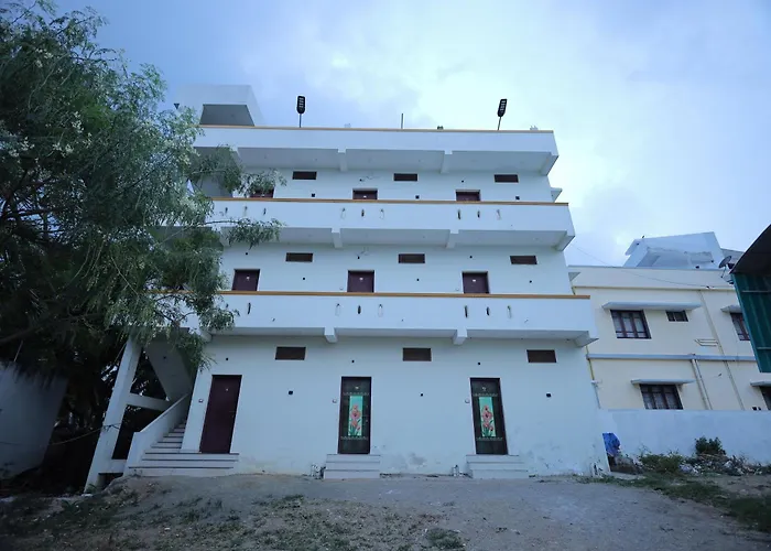 Lk.Lodge Kanyakumari