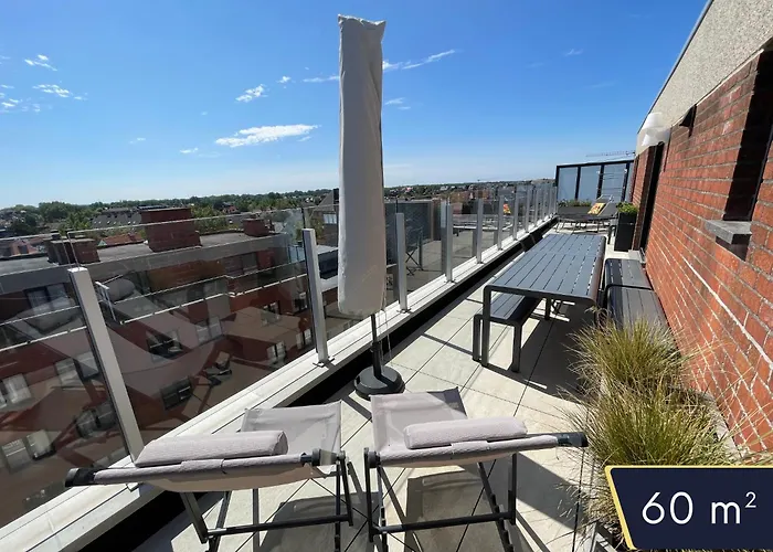 Ferienwohnung Penthouse With Panoramic Sea View - Large Terraces - 180M2 - Sleeps 8 - 5-Star Koksijde