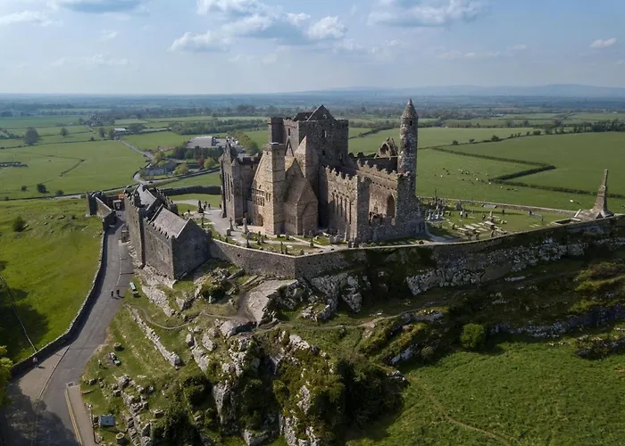 Villa Nxt Rock, Cashel Palace
