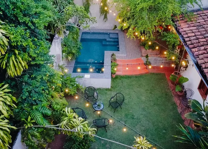 Dos Habitaciones En Casa Colonial Familiar Con Piscina En El Centro De Asunción