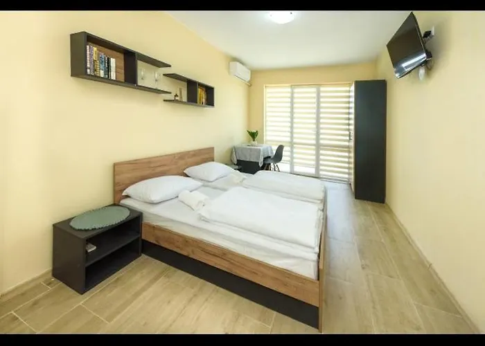 Papaya Apartment Weliko Tarnowo