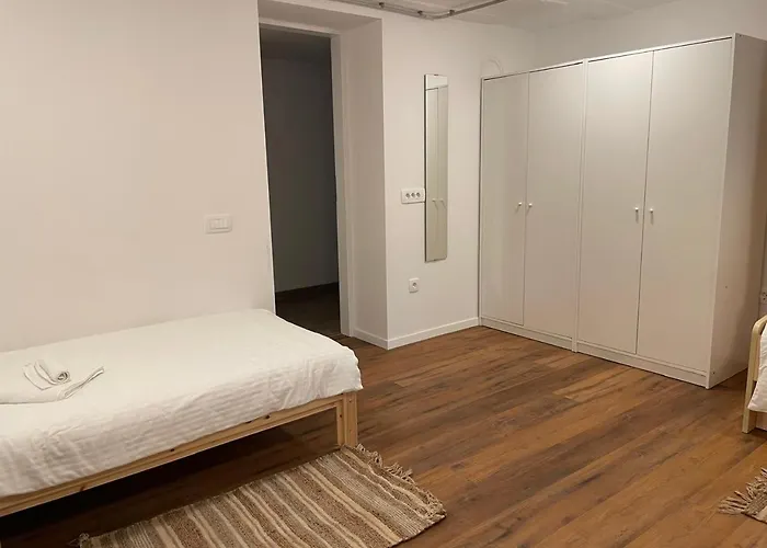 Ferienwohnung At The Burkulis' Laibach