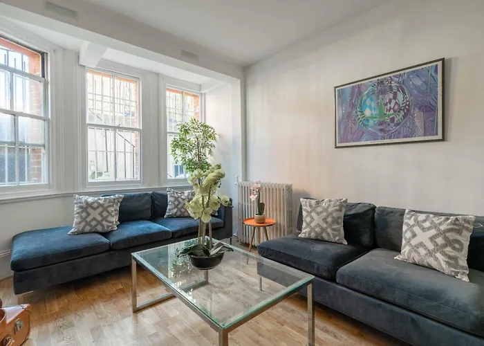 The Cadogans 3 Bedrooms 3 Bathrooms London