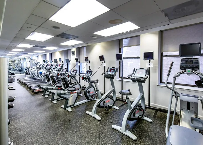 Fidi 1Br W Doorman Gym Nr Wall St Nyc-546 New York