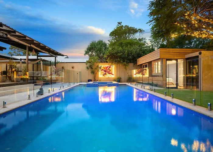 Mokum House Designer Escape With Pool Sauna Brisbane