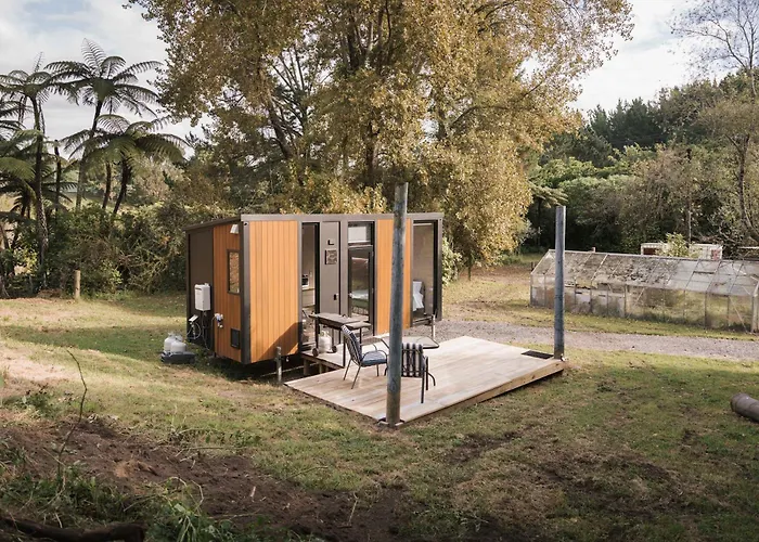 Villa Persimmon Paddock By Tiny Away Whakamarama