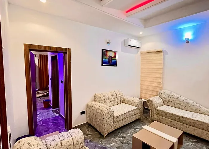 De New Dawn Hotel And Lounge Ife