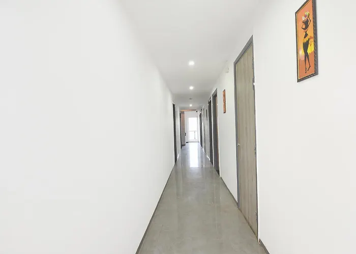 Roost Stay Hotel&Restaurant Gurgaon