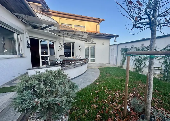 Peaceful & Spacious Villa With A Beautiful Garden Laibach