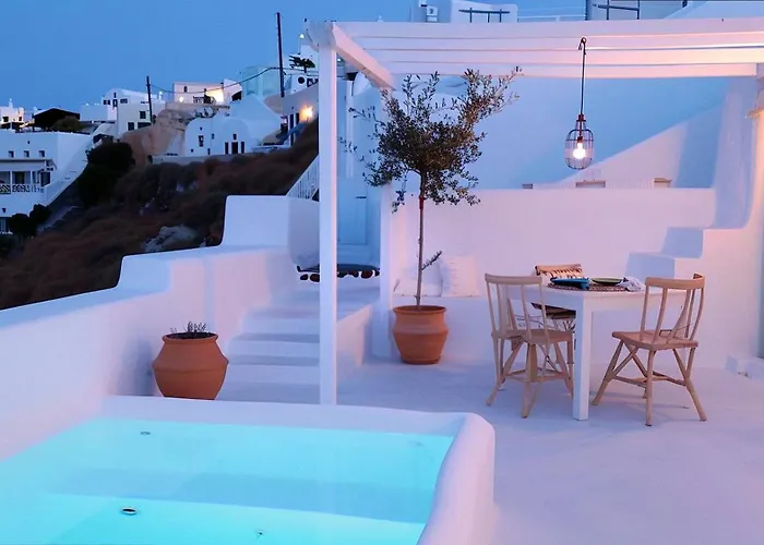 Aegean Luxury Home For 6 Fira 