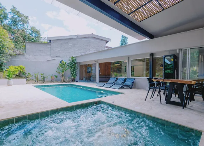 Villa Casa Palma Medellín
