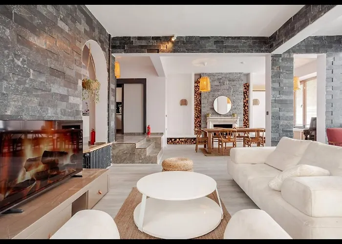 Modern Sea View Escape I Poolside Luxury Villa Istanbul