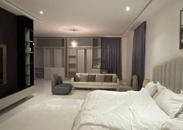 Mky Villa Prestige Ogbodjo Koo St Akkra