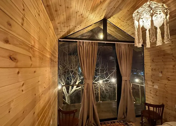 Cozy Forest Cabin Tirana