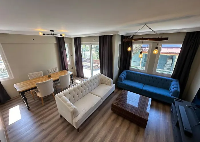 Stylish Villa In Kusadasi, 5 Minutes To The Center And The Sea