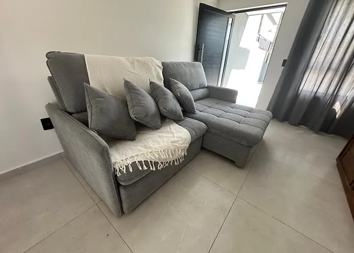 Casa 1 Suite E 2 Demi Suites - Vista Mar E 15 Km Do Beto Carrero - 50 M Da Praia - Area De Lazer Com Churrasqueira - Wi-Fi E Cozinha Completa - 2 Pavimentosa Piçarras
