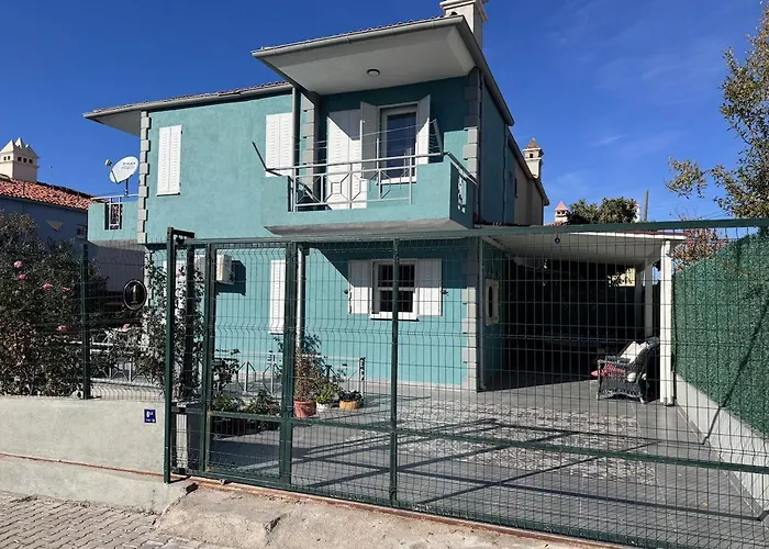Stylish Villa In Kusadasi, 5 Minutes To The Center And The Sea