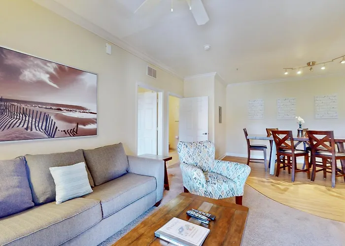 Champions Gate Condo Near Theme Parks With Pool, Hot Tub, Golf, Gym & Playground Kissimmee