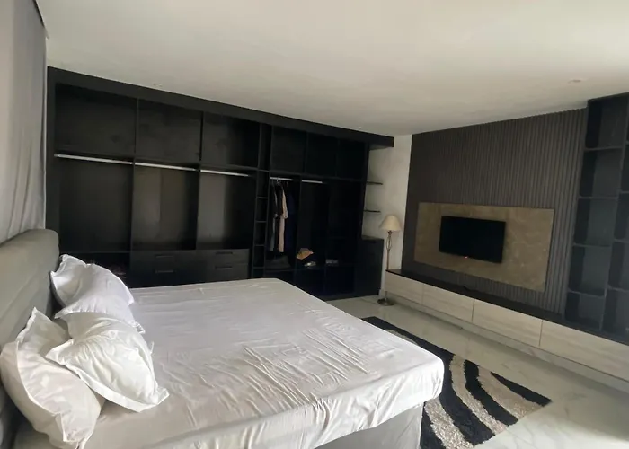 Mky Villa Prestige Ogbodjo Koo St Akkra