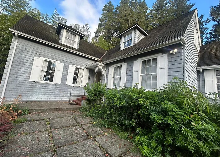 Vancouver Guest House- 10 Min To Yvr, Free Parking & High Speed Wi-Fi