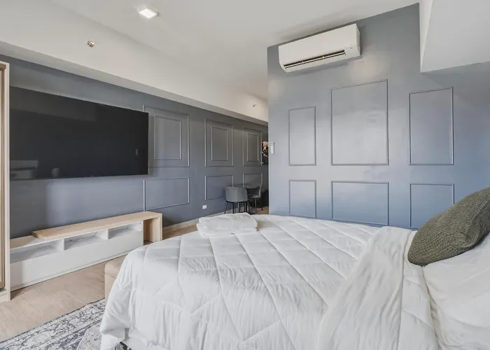 Bgc Studio With Free Parking & Balcony Near Uptown Mall Manila